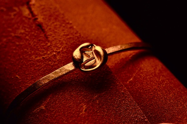 brass bangle + drop_b0172633_1947584.jpg