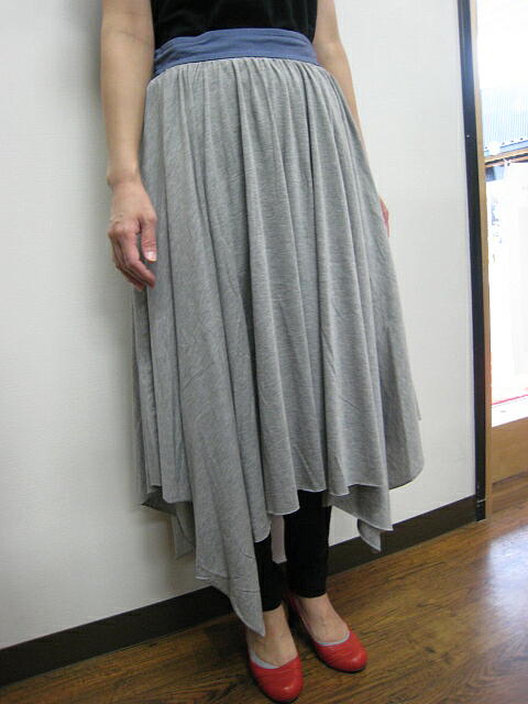 ｃｌｏｃｈｅ （ クロッシェ ）　ドレープスカート  ＧＲＡＹ２_a0089359_17501763.jpg