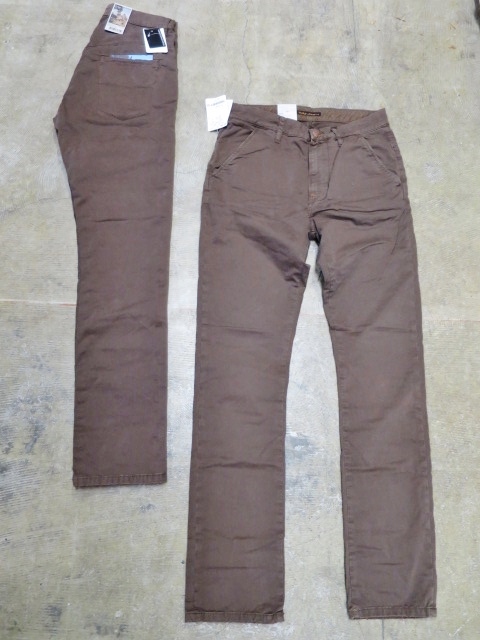 春夏に◎ 定番人気のNUDIE JEANS ・・・ カラーPANTS シリーズ🎶_d0152280_1152851.jpg