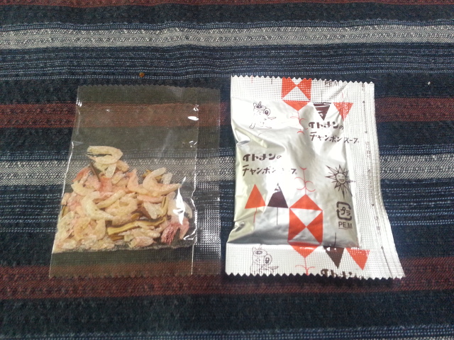 イトメンのチャンポンめん¥75+緑豆もやし¥31_b0042308_11511462.jpg