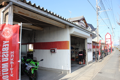 ☆　整備工場建築中　その８　最終回　v(*\'-^*)　☆_d0038712_23283186.jpg