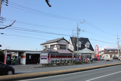 ☆　整備工場建築中　その８　最終回　v(*\'-^*)　☆_d0038712_23292318.jpg