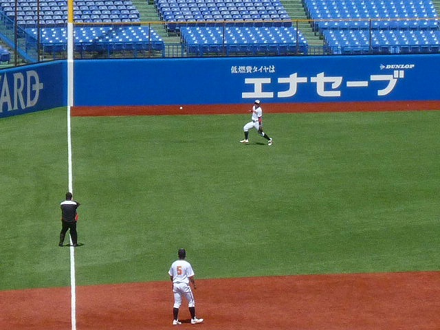 國學院大対拓殖大 4月15日 東都大学野球1部 前半 _b0166128_7523924.jpg