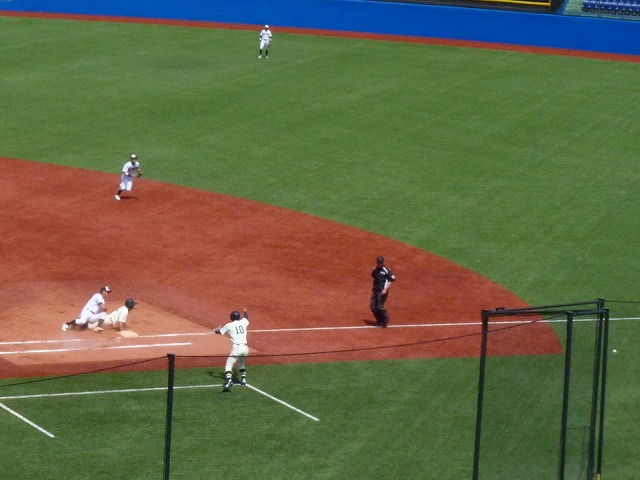 國學院大対拓殖大 4月15日 東都大学野球1部 前半 _b0166128_831639.jpg