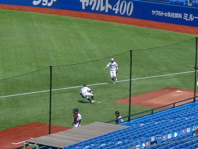國學院大対拓殖大 4月15日 東都大学野球1部 前半 _b0166128_832914.jpg