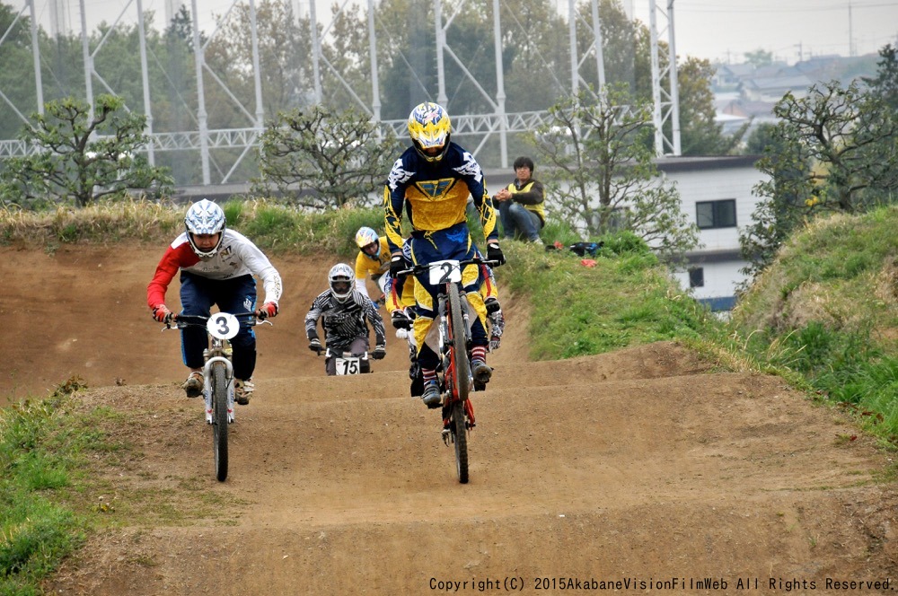 JOSF４月緑山定期戦VOL2：MTBエキスパート/マスターズ決勝　動画あり_b0065730_5233161.jpg