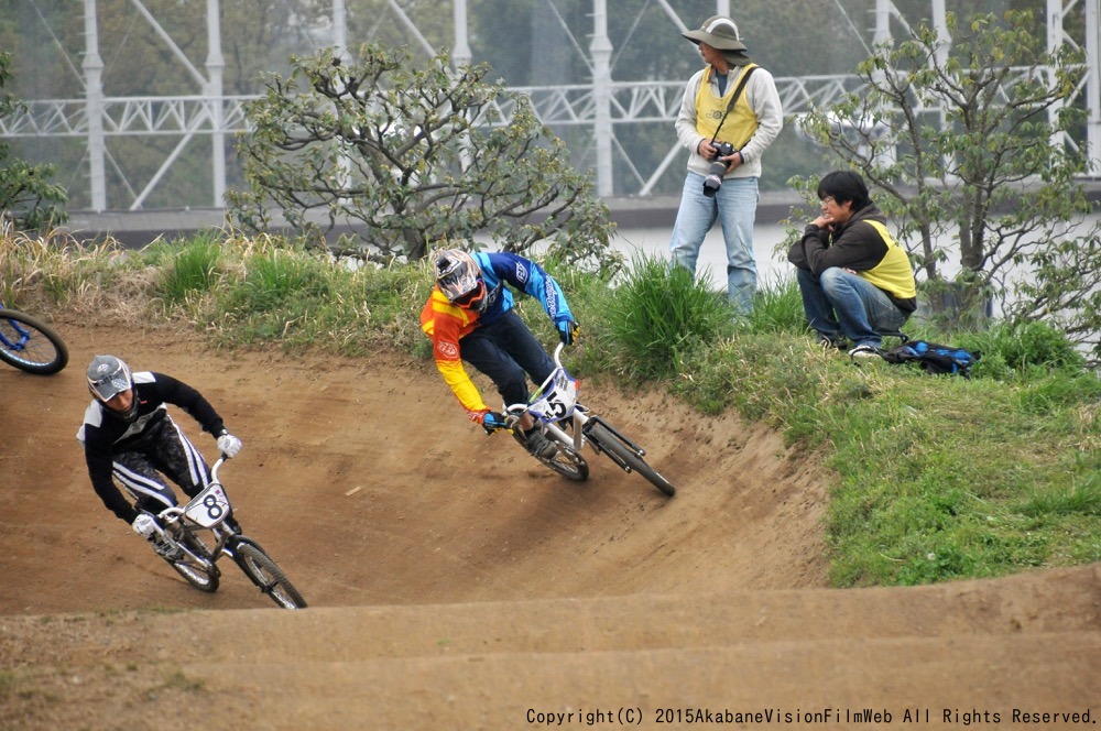 JOSF４月緑山定期戦VOL2：MTBエキスパート/マスターズ決勝　動画あり_b0065730_5325816.jpg