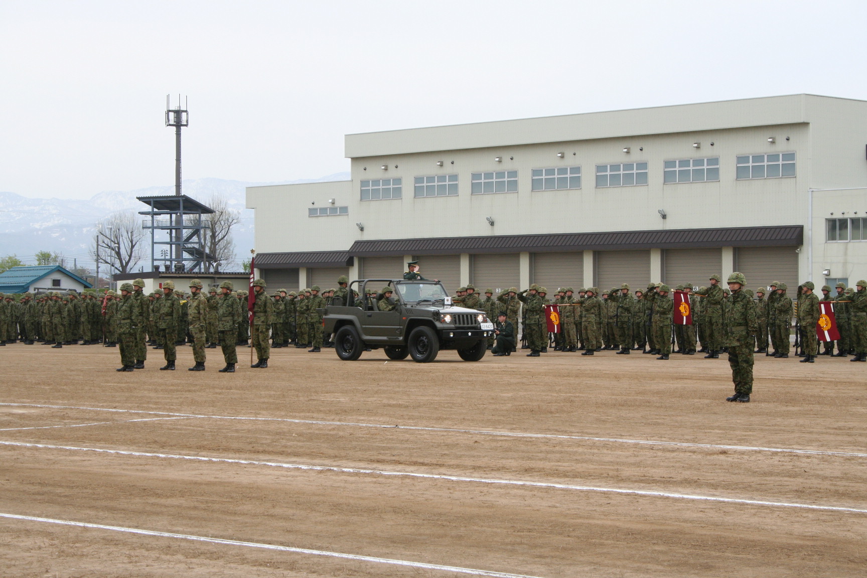 陸上自衛隊高田駐屯地 創設６５周年記念行事 (式典)_b0098271_21515848.jpg