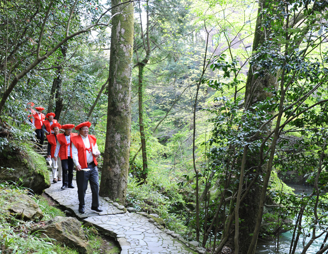 これが山中温泉人の還暦だ♪_d0095673_132761.jpg