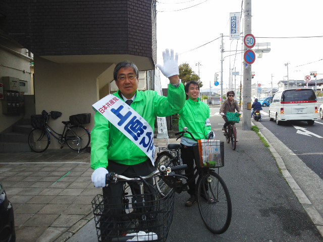 今朝は日生中央駅前からスタート＊＾－＾＊上原候補は自転車に乗って☆☆☆_f0061067_172997.jpg