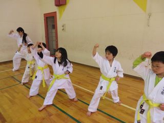 新発寒道場 春季昇級審査会_c0118332_2252880.jpg