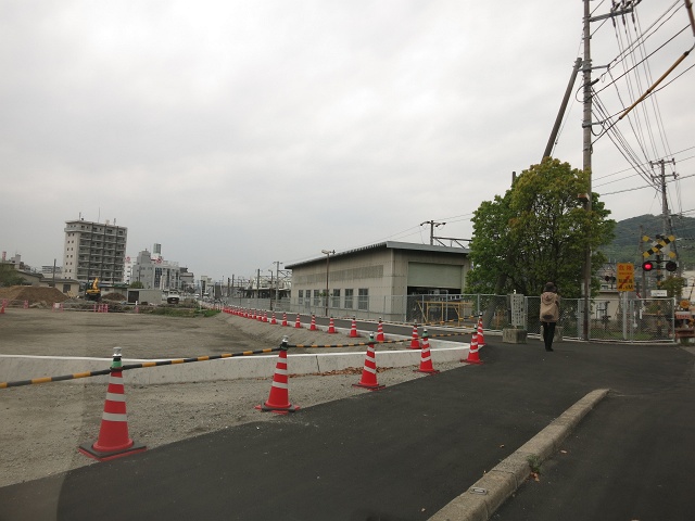 大正通り踏切道路拡幅改良工事_b0095061_1062577.jpg