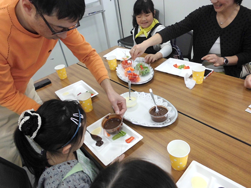 4月19日は、食育の日！★チョコベジ体験会★〜キッズ野菜ソムリエと一緒に野菜をモリモリ食べよう♪〜_d0122394_23343891.jpg