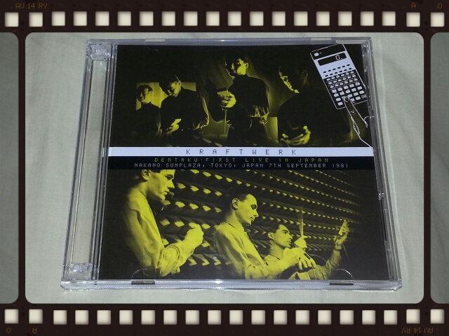 KRAFTWERK / COMPUTER WORLD IN TOKYO:TOKYO 1981_b0042308_1339627.jpg