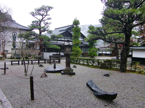 定勝寺（長野県木曽郡大桑村）_c0219820_22364516.jpg