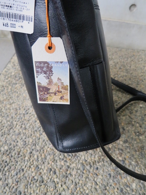 GW に向けて・・・好いLEATHER SHOULDER BAG 。。。By NUDIE JEANS_d0152280_1574124.jpg