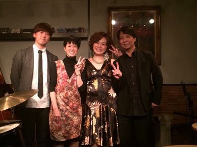 油断しちゃだめな季節なのだよ(´・Д・)」と自分に。_d0123425_16403350.jpg