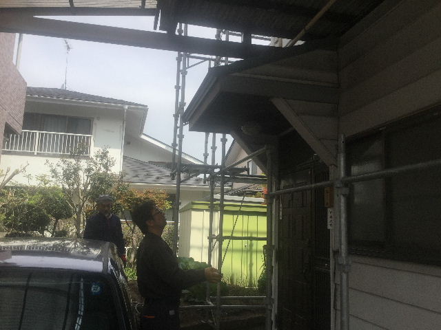 テラス屋根解体_f0031037_18572158.jpg