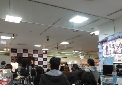 発売記念@札幌HMVステラプレイス店、タワーレコード札幌PIVOT店ありがとう!_e0261371_13473574.jpg