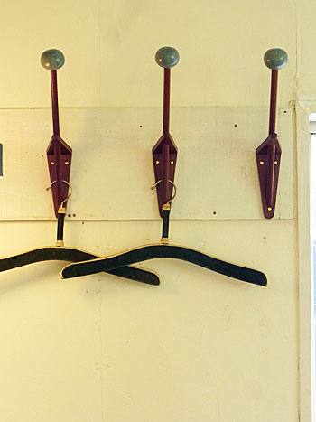 teak wall hanger_c0139773_18485790.jpg