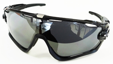 OAKLEY(オークリー)2015年新作スポーツサングラス全バリエーション入荷!_c0003493_10382315.jpg