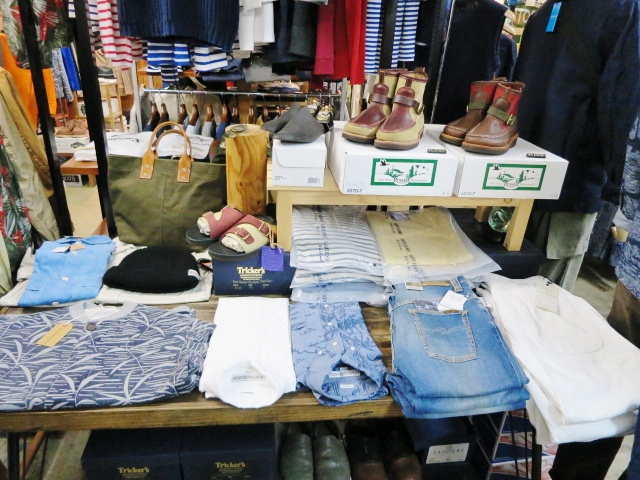 Russell Moccasin ・・・ KNOCK ABOUT Boots・某メーカー様・別注デザイン!★!(再)_d0152280_22522375.jpg