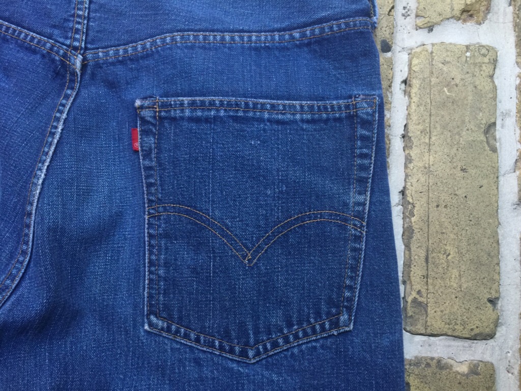 B L U E(T.W.神戸店)_c0078587_22275029.jpg