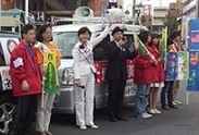 地方議会選挙を終えて思う「日本の選挙って変だ」_c0166264_1364130.jpg