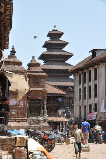 50回以上海外旅行した中で私が最も好きな町ネパール・カトマンズで大地震。復興に向けた支援を_e0171573_2132827.jpg