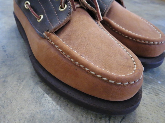 Russell Moccasin ・・・ DECK Moccasin (別注) 今の時期に最適(^^♪、_d0152280_14191720.jpg