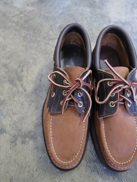 Russell Moccasin ・・・ DECK Moccasin (別注) 今の時期に最適(^^♪、_d0152280_1419980.jpg