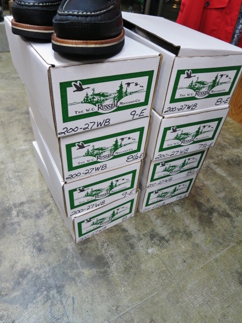 Russell Moccasin ・・・ DECK Moccasin (別注) 今の時期に最適(^^♪、_d0152280_1556524.jpg