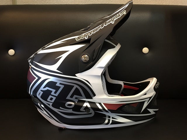 Troy Lee Designs D3 入荷！_a0287235_11090775.jpg