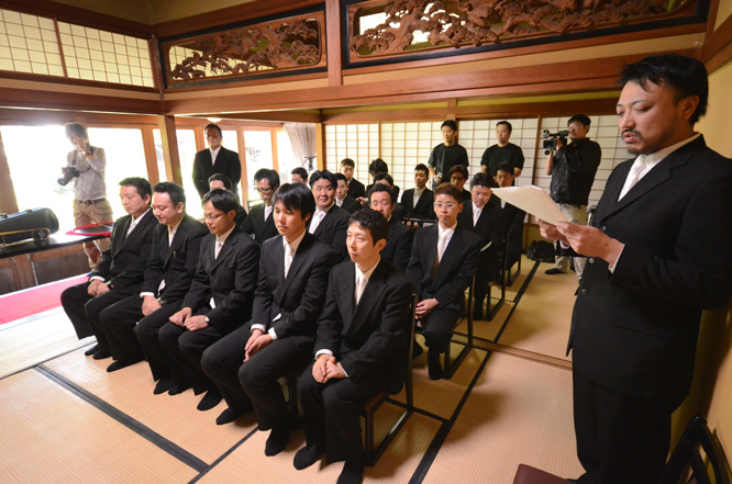 山中温泉「初老辛未会」寄付贈呈式_d0095673_14201583.jpg