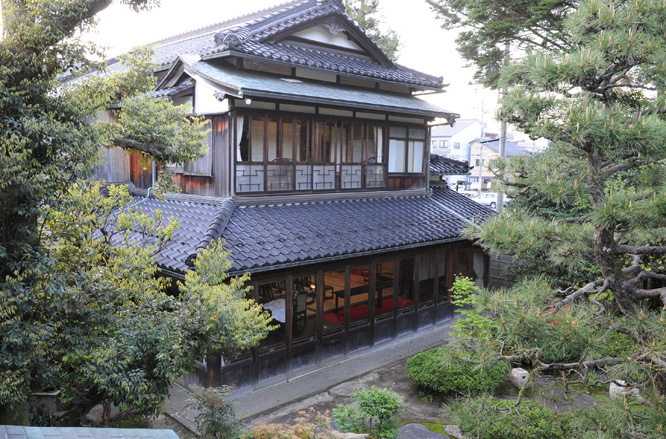 山中温泉「初老辛未会」寄付贈呈式_d0095673_142157.jpg