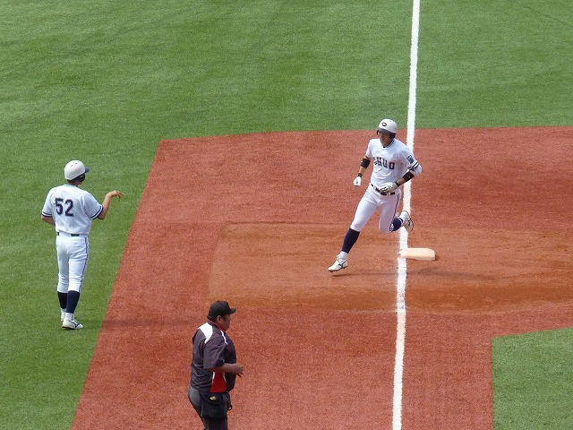 國學院大対中央大 4月22日 東都大学野球1部 前半_b0166128_2250058.jpg