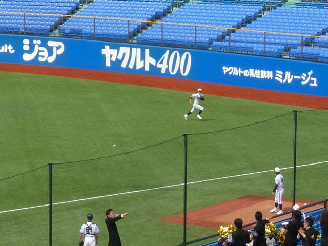 國學院大対中央大 4月22日 東都大学野球1部 前半_b0166128_2343238.jpg