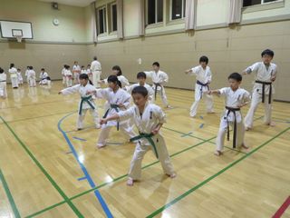 西町教室 春季昇級審査会_c0118332_225567.jpg