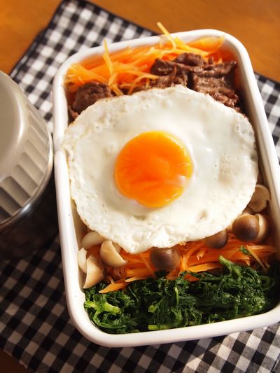 高１男子弁当 キレイな目玉焼きにはコツがあるのだ ちくちくのへや ちょこっとかわいい手作りのすすめ