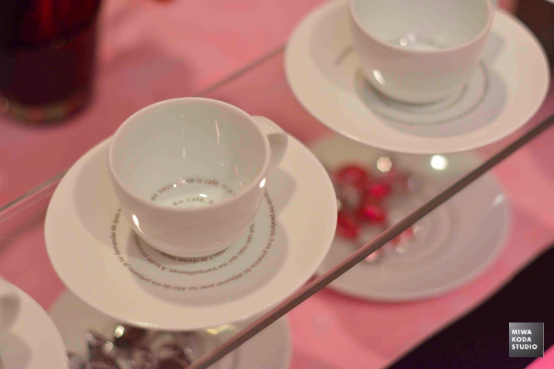 April 30, 2015プリティモダンのテーブル:カプチーノカップ Pretty Modern Table: Cappuccino Cup_a0307186_7162612.jpg