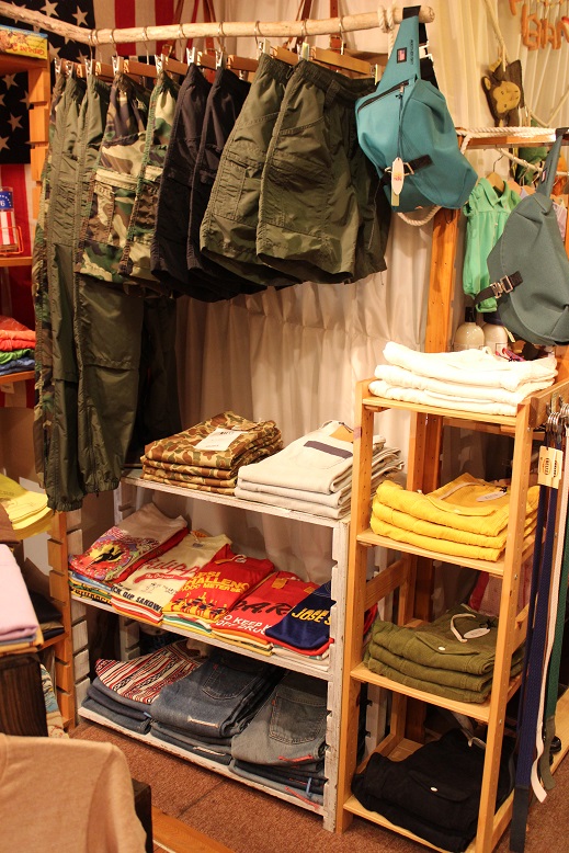 今日からGW。店頭は、、、_f0191324_758612.jpg