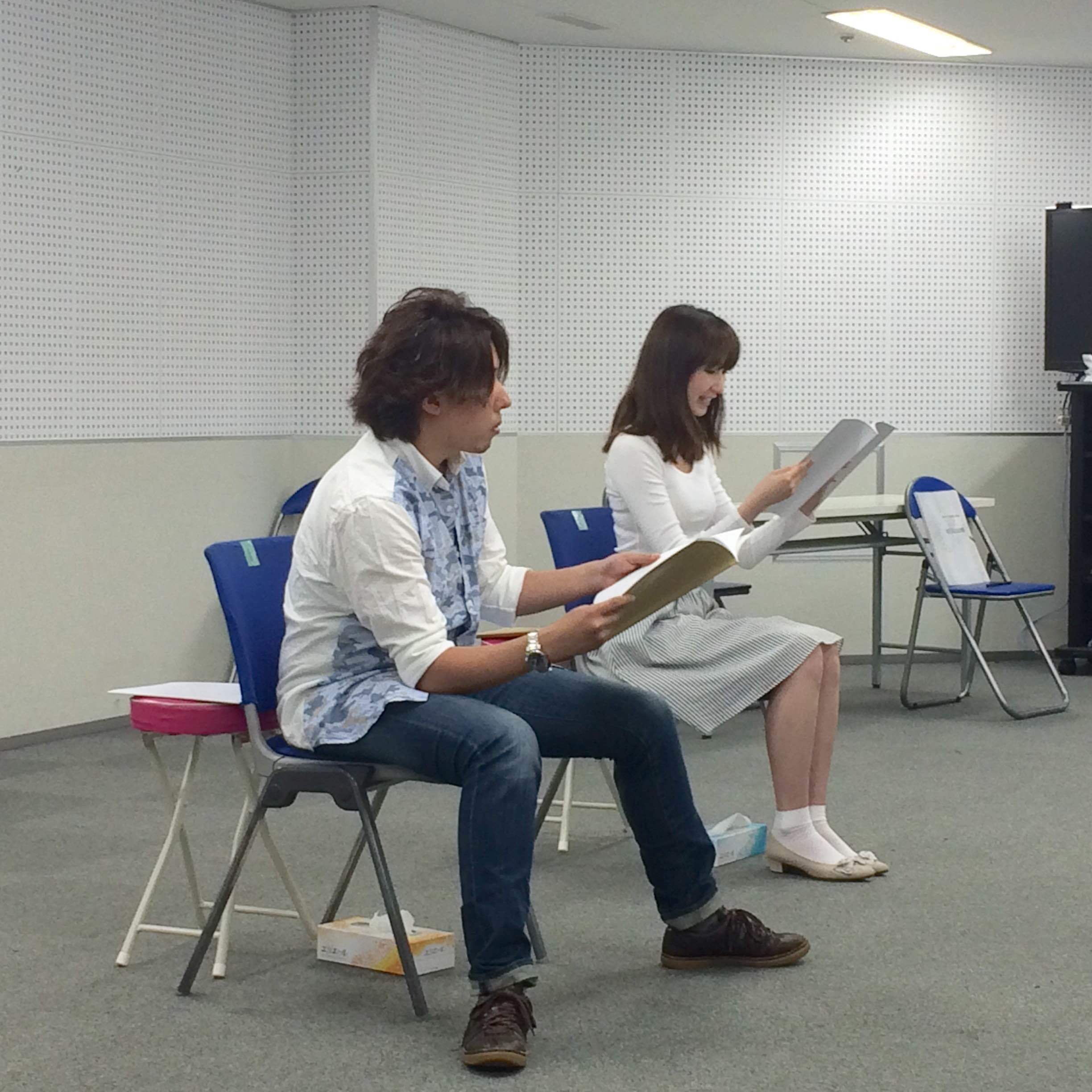 稽古場日記　日野聡さん、愛原実花さん_f0236356_11422720.jpg