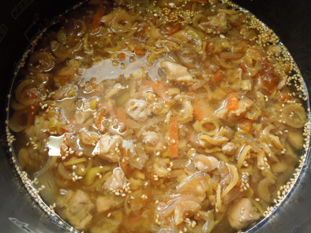 破竹と鶏肉の炊き込みご飯 日だまりカフェ 破竹と鶏肉の炊き込みご飯 日だまりカフェ