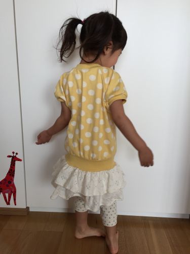 子ども服　2015-22:　シンプルラグランプルオーバー_d0098792_1919943.jpg