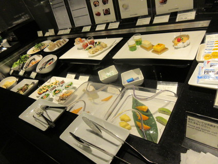 羽田空港国際線ANA SUITE LOUNGE_c0212604_22312899.jpg