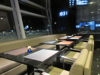 羽田空港国際線ANA SUITE LOUNGE_c0212604_22322090.jpg