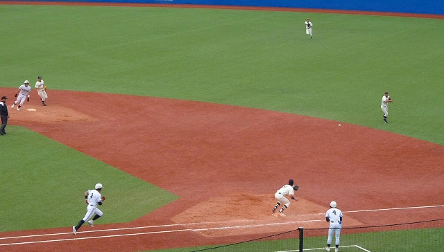 國學院大対中央大 4月22日 東都大学野球1部 後半_b0166128_15245685.jpg