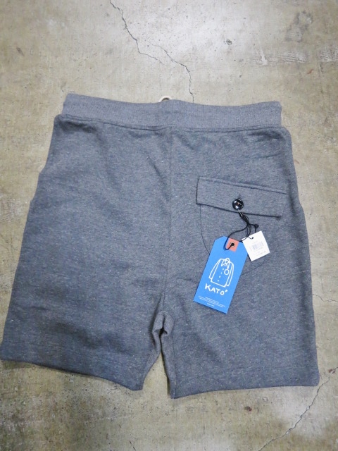 Kato の注目★ITEM より ・・・ 雨ブタPocket 付き SWEAT SHORTS!★!_d0152280_555782.jpg