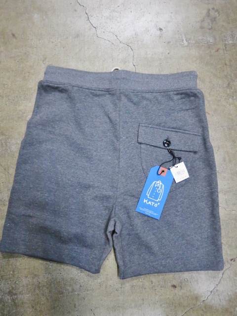 Kato の注目★ITEM より ･･･ 雨ブタPocket 付き SWEAT SHORTS！★！_d0152280_555782.jpg