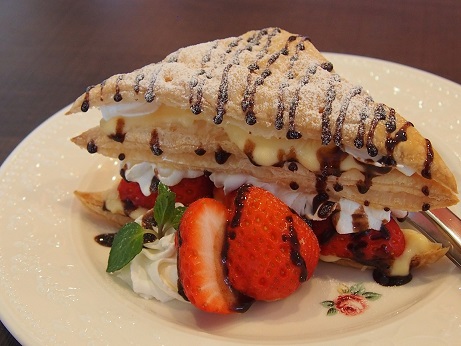 薪ストーブのあるお店:Pocapo cafe。_a0045293_94453.jpg